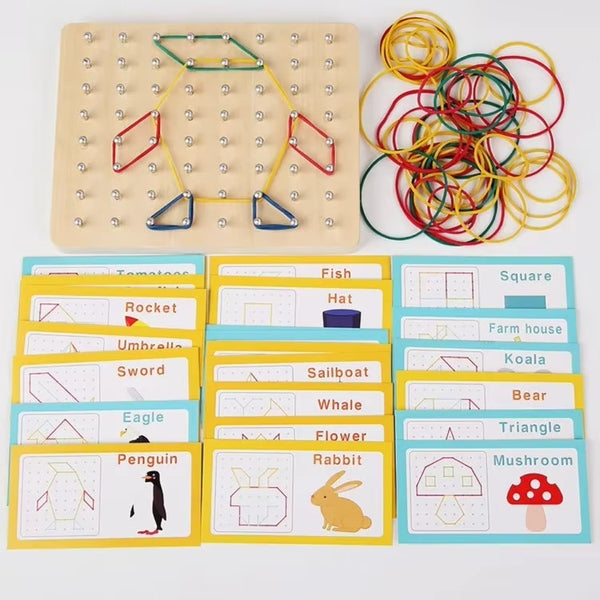 Brinquedo Montessori Geométrico em Madeira – Tabuleiro Educativo com Cartas e Elásticos Coloridos