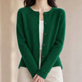 casaco-feminino-la-merino-cashmere-premium-cardiga-de-botoes-decote-redondo-termico-luxuoso-cor-02-verde-NEW